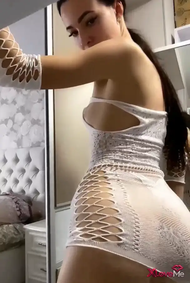 Türk ifşa — Kleopatra ifşa Seksi hatunun ayna karşısındaki dansı