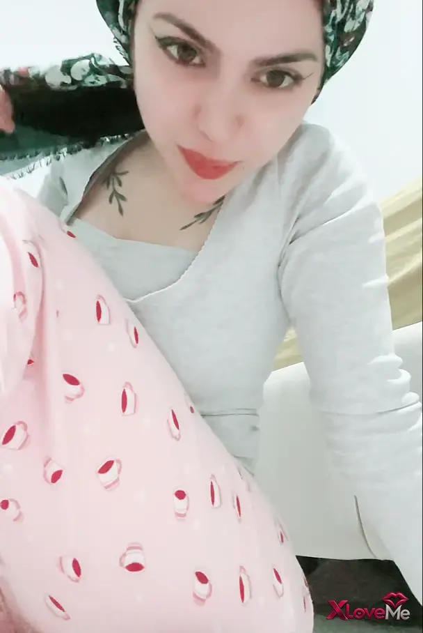 Türk İfşa Sitesi — Ponçik Özlem ifşa Tango canlı yayın videosu — Ponçik Özlem