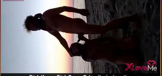 Sikiş Video — Sahilde gün batımına karşı sakso sex