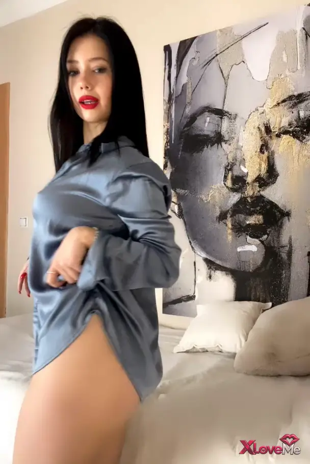 Tango Cansın ifşa Gömlekli göğüs dekolteli yayını — Tango Cansın