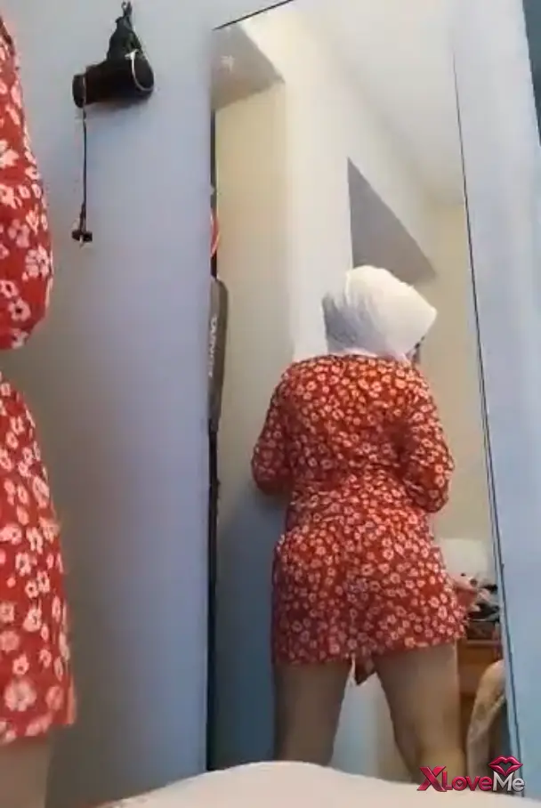 Canlı Yayınlar — Türbanlı Öğretmen ifşa Tango ilk yayınlarından birisi — Türbanlı Öğretmen