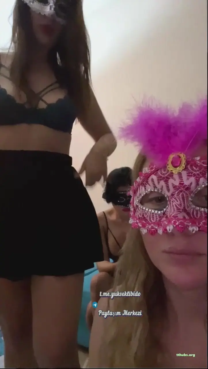 28 Maskeliiigirls Tango Live 2024 10 01 23 40 56 Mp4 Grup — Canlı Yayınlar
