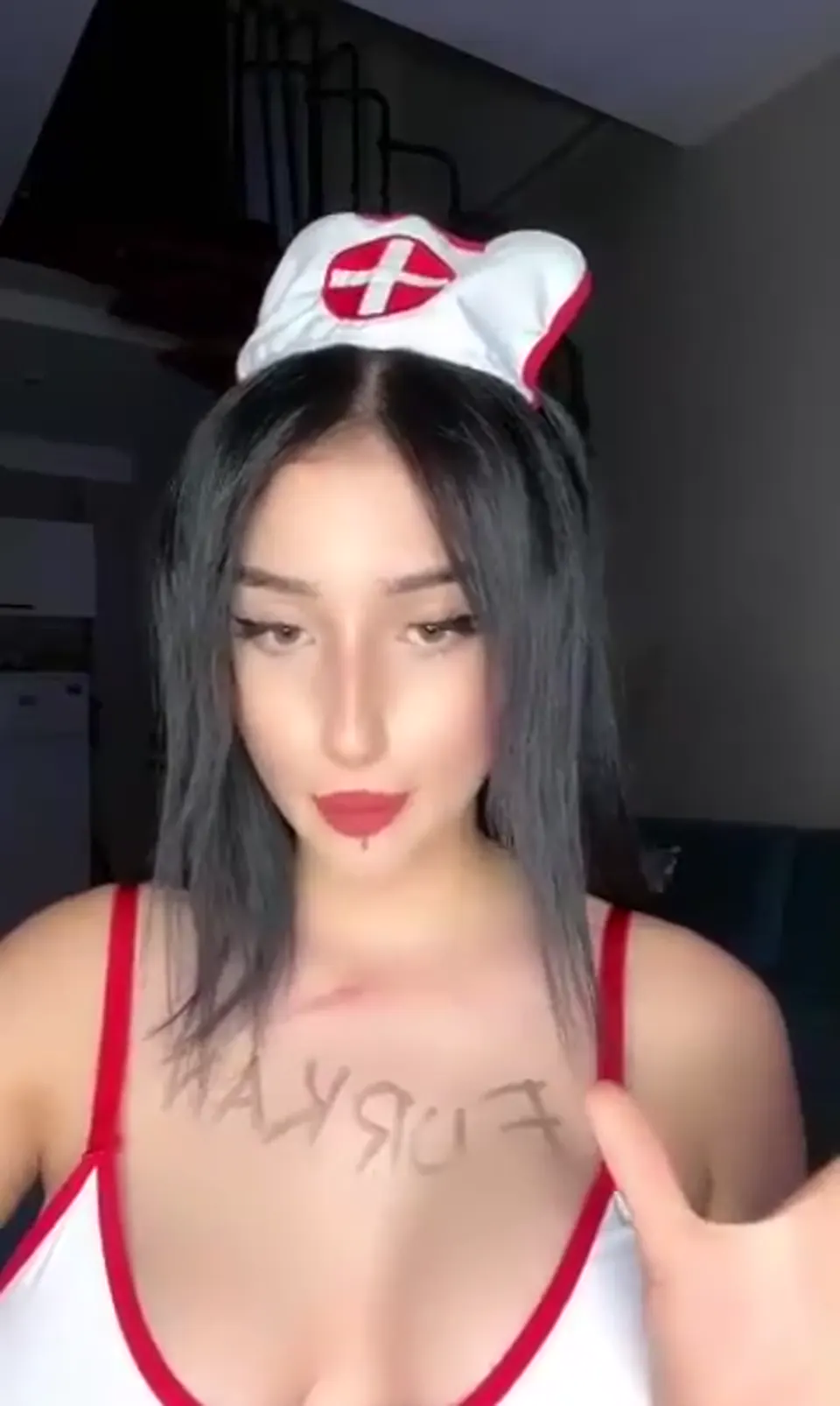 Asteria ifşa Hemşire kostümlü yayın seyret — Asteria — Canlı Yayınlar