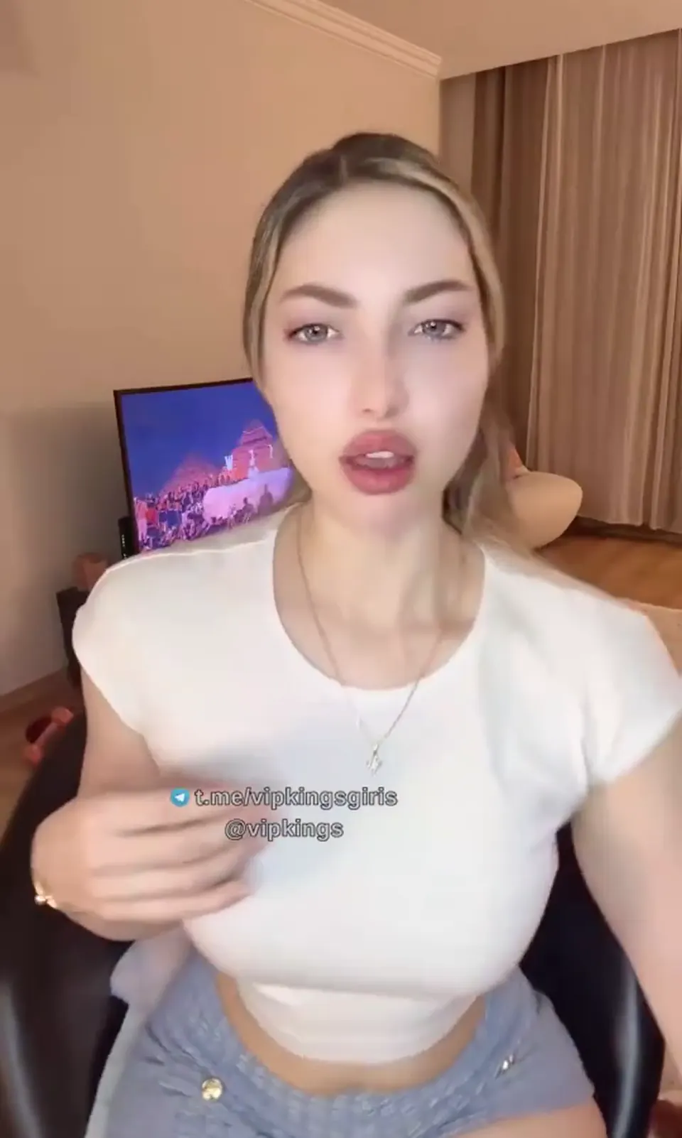 Bigo Alissa ifşa Sağlam fizikli hatundan yayın — Alissa — Canlı Yayınlar