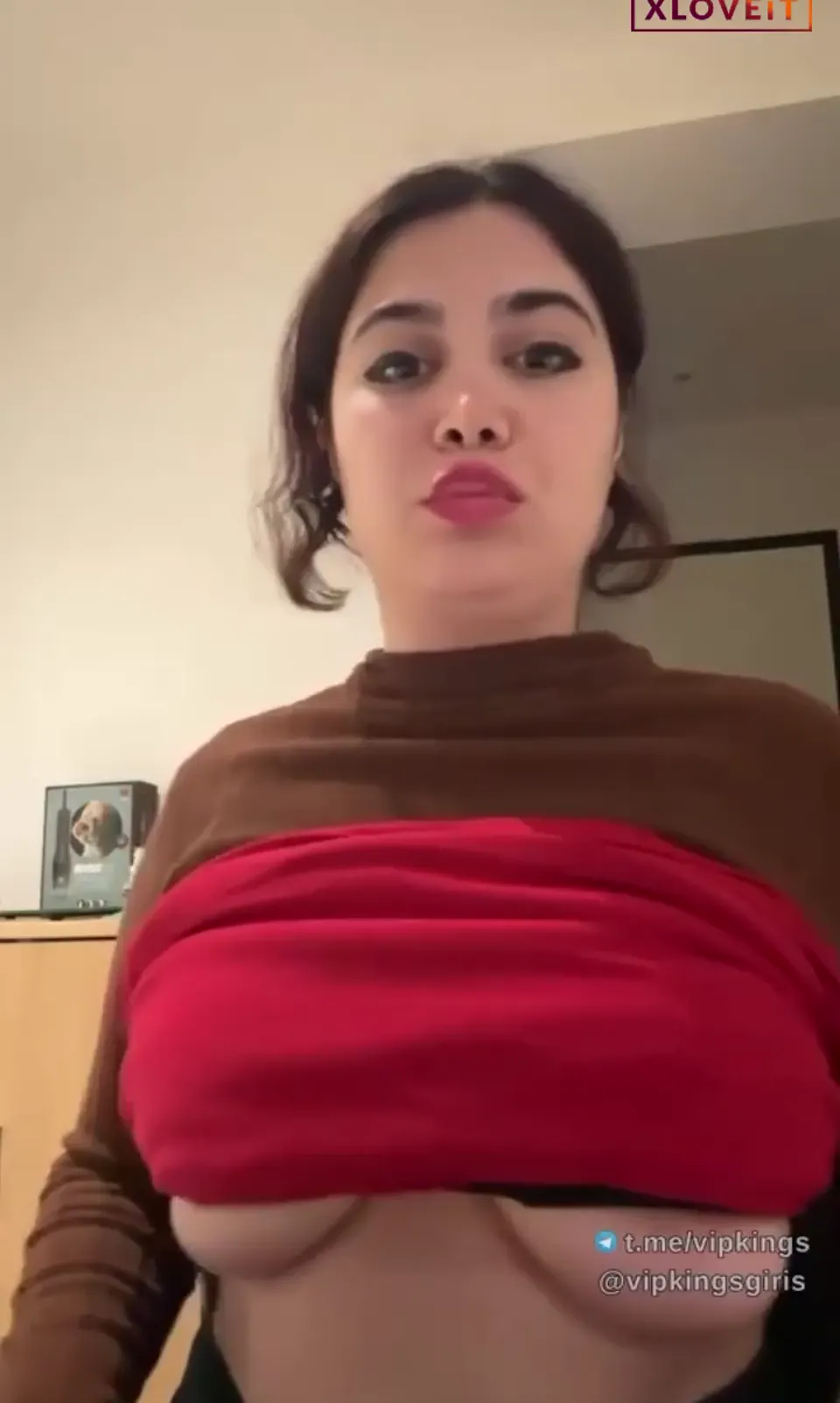 Buse Tarsus ifşa Kuduruk hatunun yayınını seyret — Buse Tarsus — Canlı Yayınlar