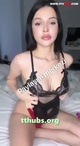 Cerhawk Siyah İç Çamaşırıyla Amını Okşuyor Vibratörle Sokup Çıkarıyor - Porno Video — Türk ifşa