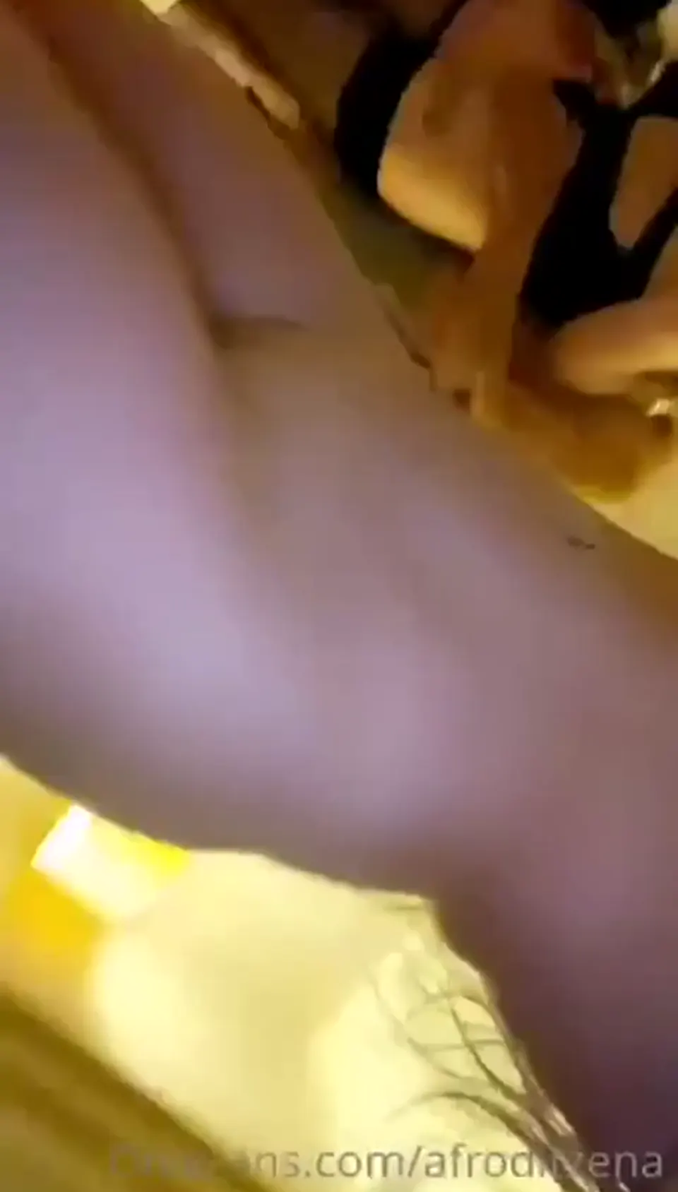Afrodit Zena Porno 2 posta Seks yaptı — Afrodit Zena — Amatör Porno
