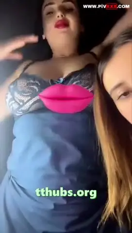 Tango Biricik Dildo Sokup Çıkarıyor Lez Arkadaşıyla - Porno Video — Tango Biricik — Türk ifşa