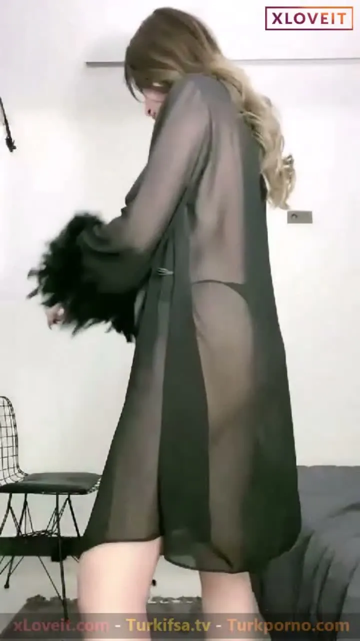 Tango Milla ifşa Sexy geceliklerini denedi — Tango Milla — Canlı Yayınlar