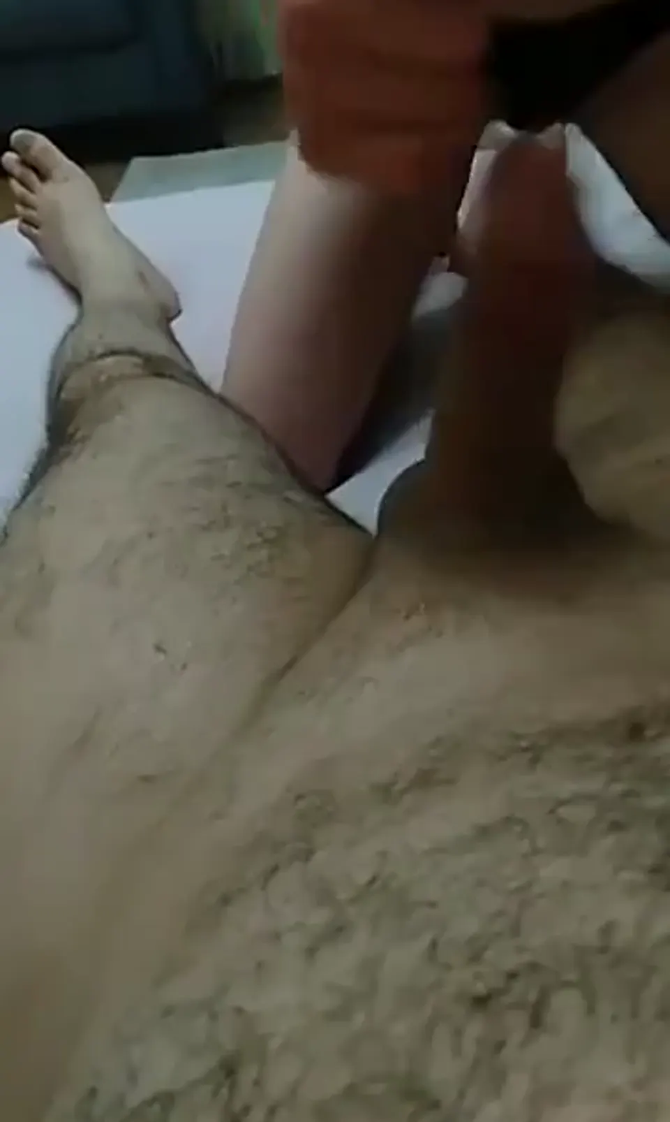 Canlı Porno Ay Işığı ağzına aldıktan sonra kucakta kendini siktirdi — Amatör Porno